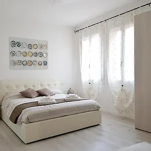 Apartment Ca' Dea Gondoea, Venice